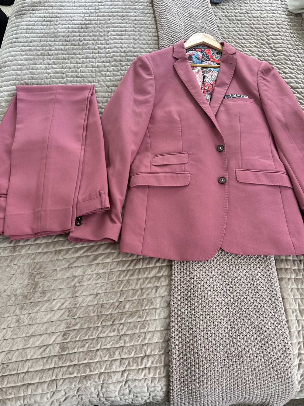 Paisley & Gray Mauve Two-Piece Blazer and Trousers